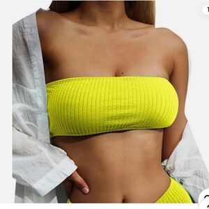 NWT Good American Crinkle Bandeau Bikini Top Fits Small 1/2